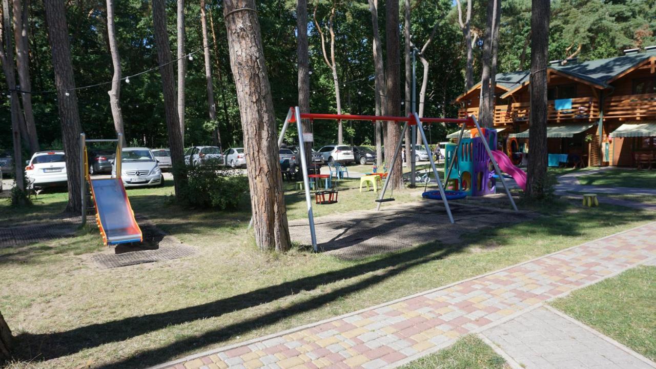 Natura Park Ustronie Morskie - Domki, Apartamenty Eksteriør billede