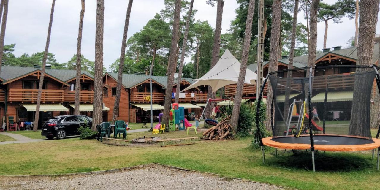 Natura Park Ustronie Morskie - Domki, Apartamenty Eksteriør billede